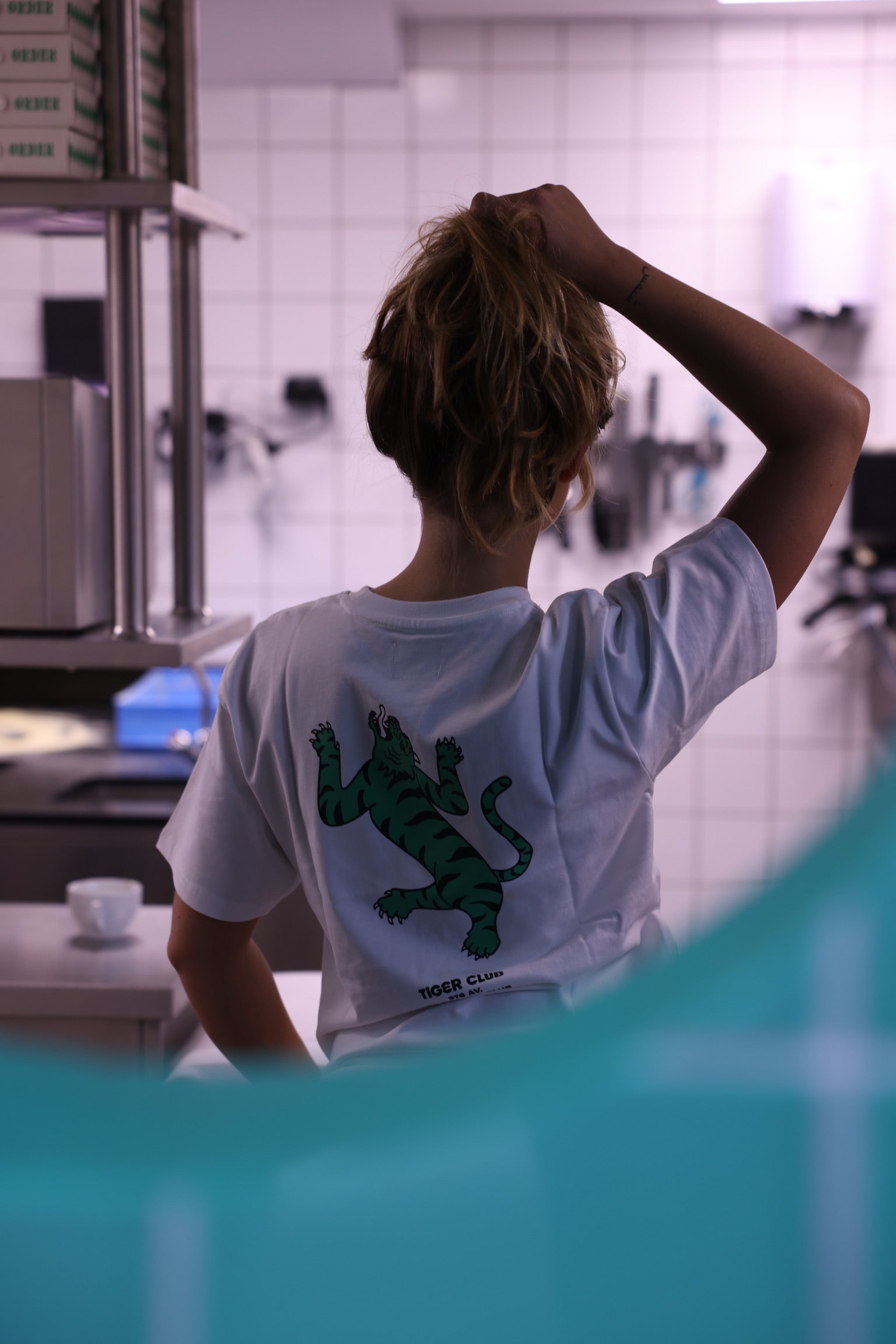 TIGER CLUB GREEN TIGER SS TSHIRT OFF WHITE